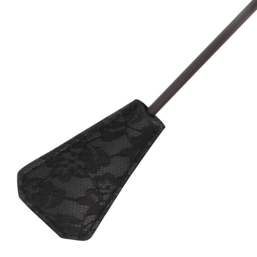 Fusta de BDSM Darkness Sensations con pluma Love negra de 56 cm para juegos de roles y sensaciones sensuales.