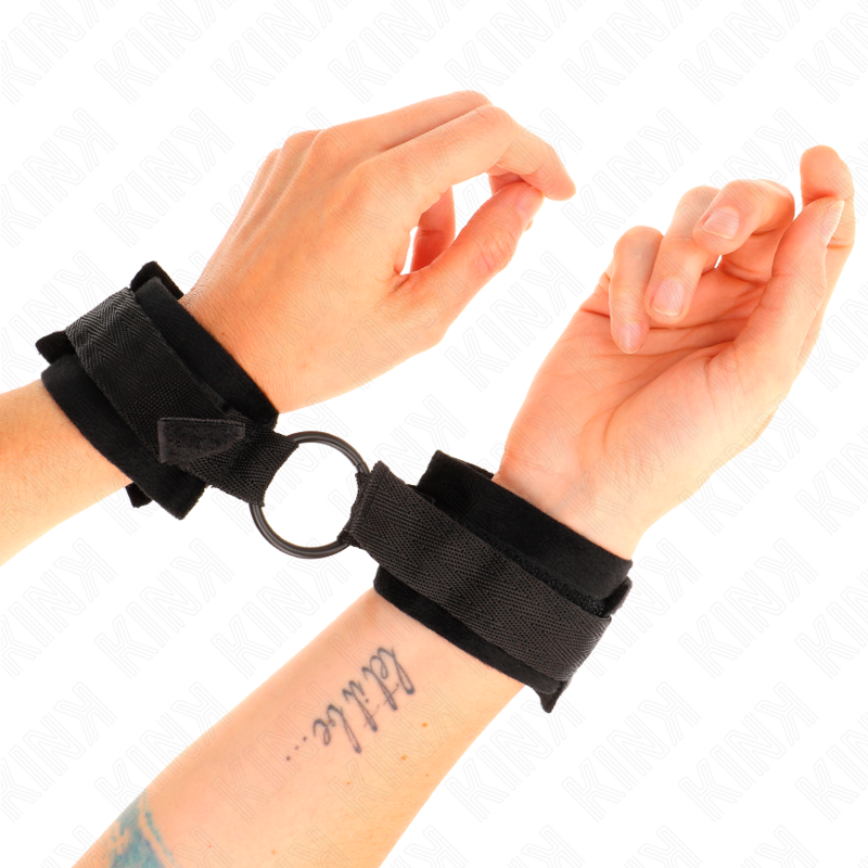 KINK - 25 CM WRISTBANDS FOR BEGINNERS WITH 4 CM RING, BLACK, ADJUSTABLE 15-25 CM