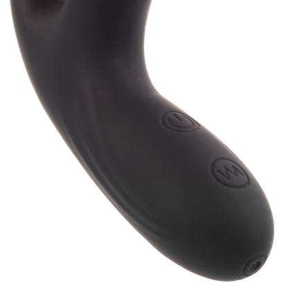 Vibrador anal negro ADDICTED TOYS con función de vibración, diseño ergonómico y suave para placer íntimo.