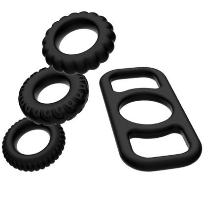 Cuatro anillos de silicona para el pene de la marca ADDICTED TOYS, diseño ajustable y seguro para uso íntimo masculino.