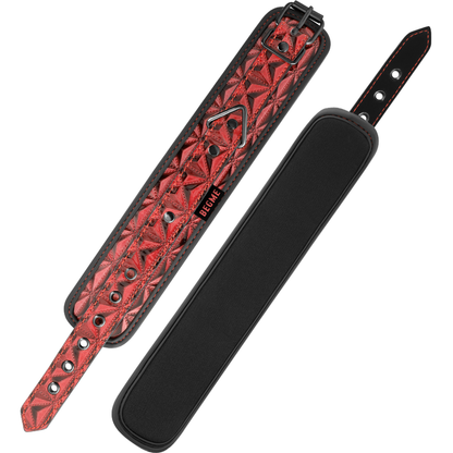 Esposas para tobillos BEGME RED EDITION con forro de neopreno, accesorios de bondage para restricción y juego erótico.