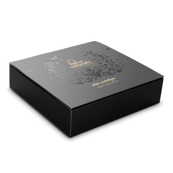 Golden metallic mesh handcuffs by Bijoux Desire Metallique, showcasing intricate design and elegant finish.