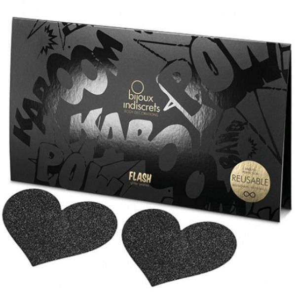 Black heart-shaped pezoneras from the Bijoux Flash Collection, showcasing unique design and elegant look.