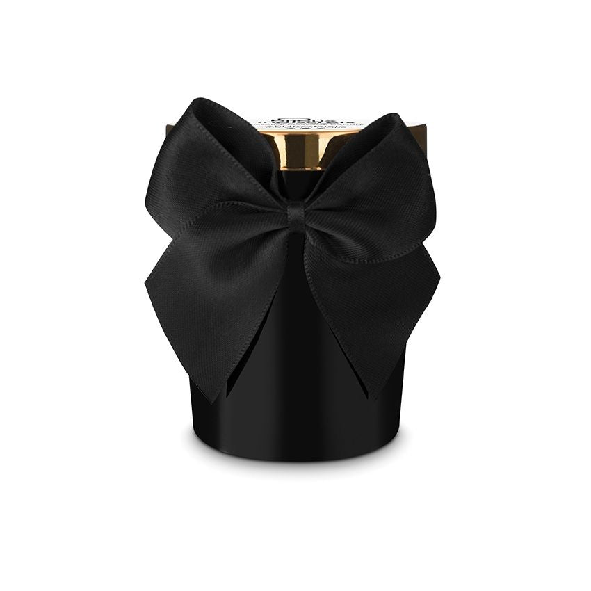 Melt My Heart scented massage candle by Bijoux Love Cosmétiques, featuring a warm glow and elegant packaging.