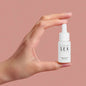Aceite de sexo oral con CBD de BIJOUX SLOW SEX, frasco de 15 ml con gotas para mejorar el placer íntimo.
