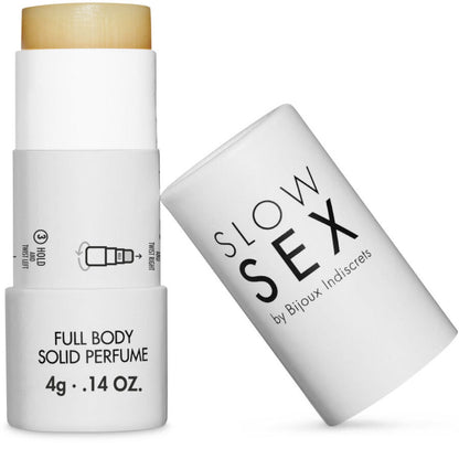 Perfume corporal sólido de la marca BIJOUX SLOW SEX, fragancia en un envase compacto y elegante.