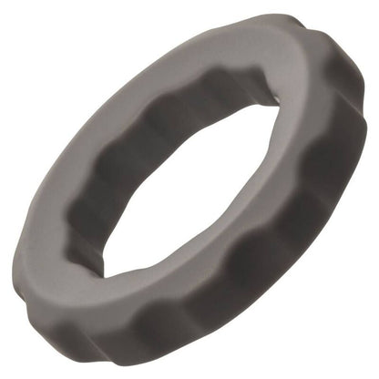 Anillo para erección gris de la marca Calexotics Alpha Erect Ring, mostrando su diseño ajustable y material de silicona.