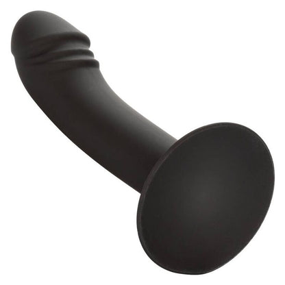 Anillo anal curvado de silicona de la marca CalExotics, diseño ergonómico y suave para placer y comodidad.