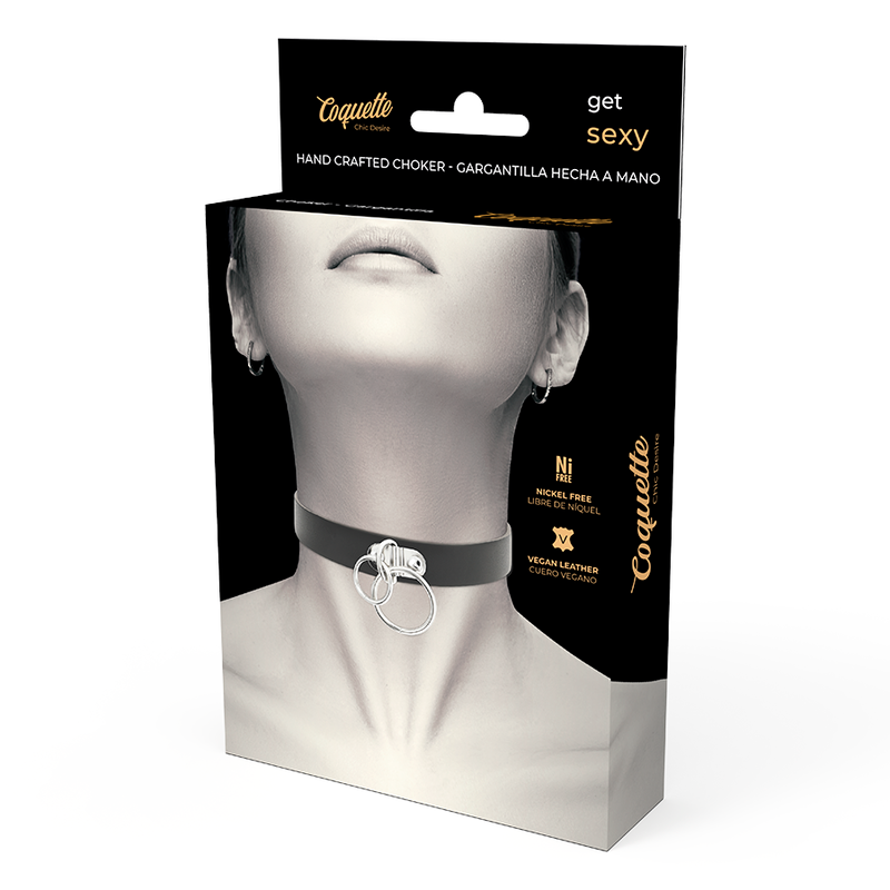 Collar choker doble de cuero vegano con anillas, estilo chic y moderno de la marca Coquette Accessories.