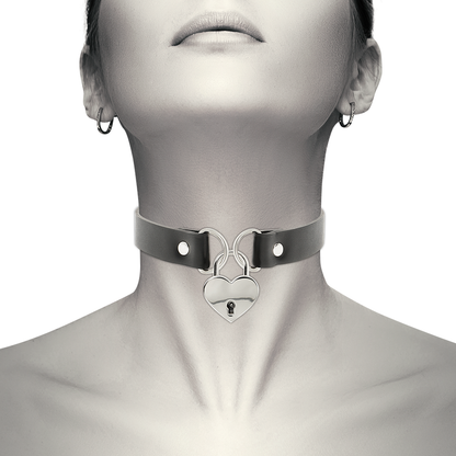 Vegan leather collar with heart and key accessory by Coquette Accessories, showcasing stylish design and unique details.