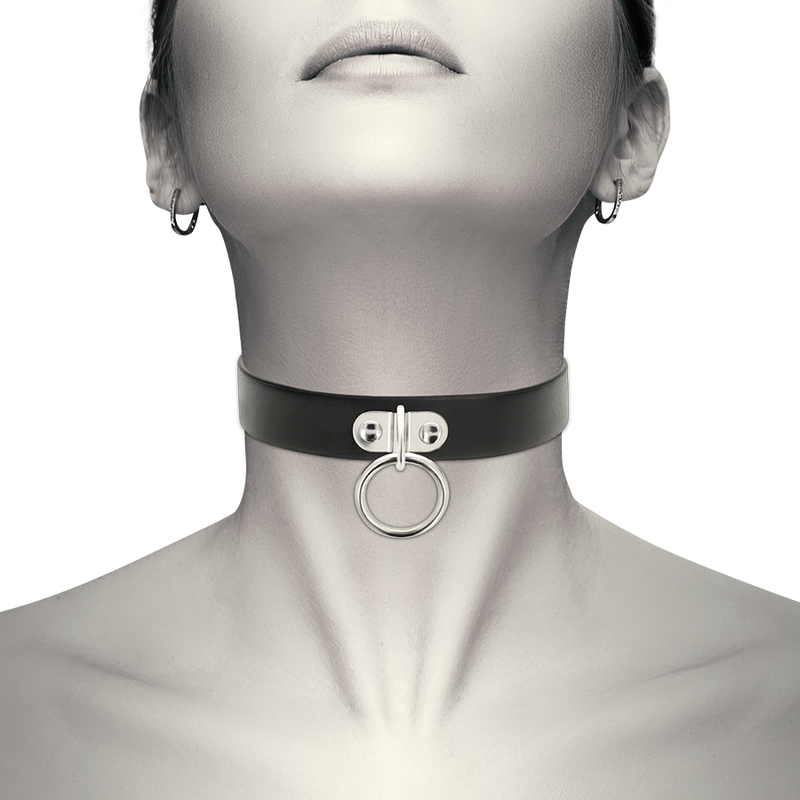 Collar de cuero vegano Coquette Chic Desire para mujer, accesorio de moda con estilo fetiche y elegante.