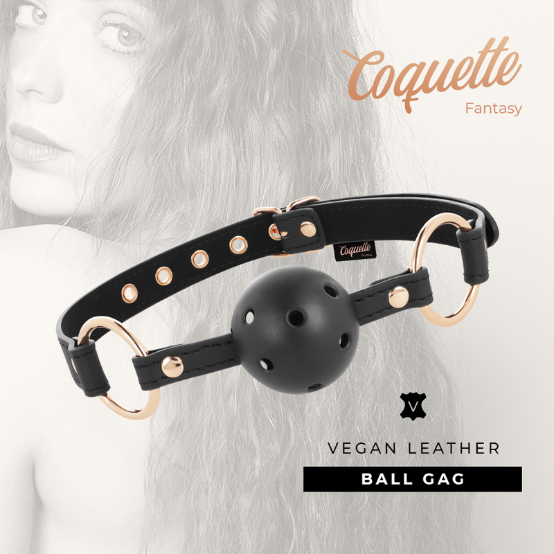 Mordaza transpirable de cuero vegano Coquette Fantasy Chic Desire, diseño elegante y cómodo para juegos de restricción.