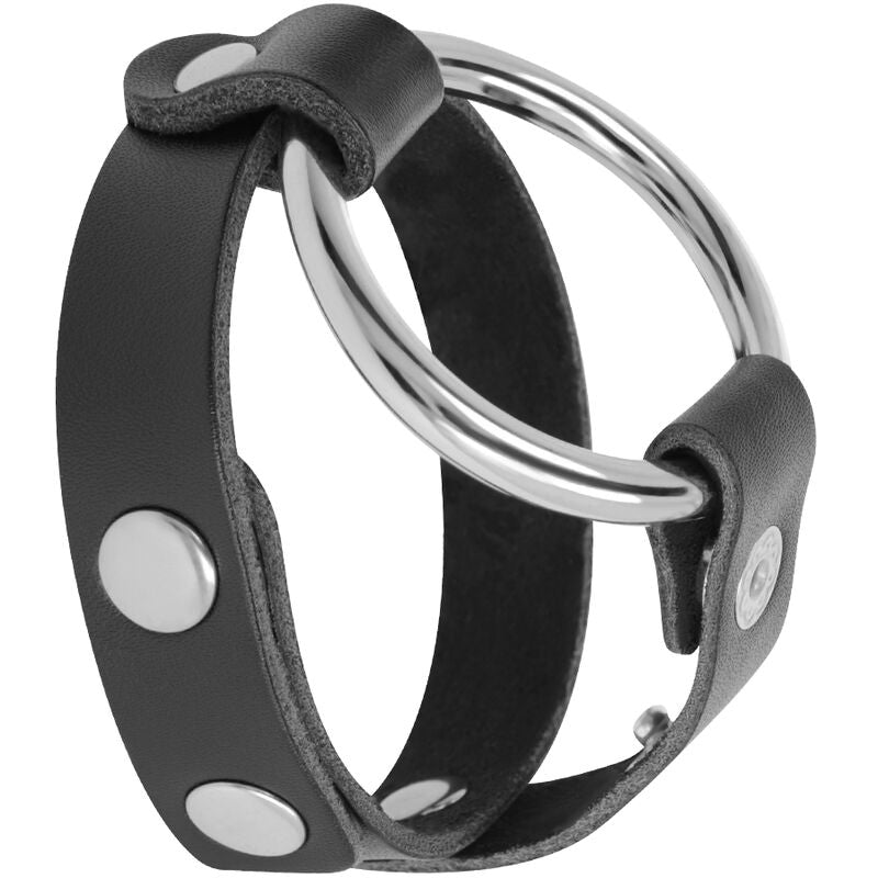 Anillo para pene y testículos BDSM de DARKNESS BONDAGE, diseñado para restricción y estimulación en prácticas de bondage.