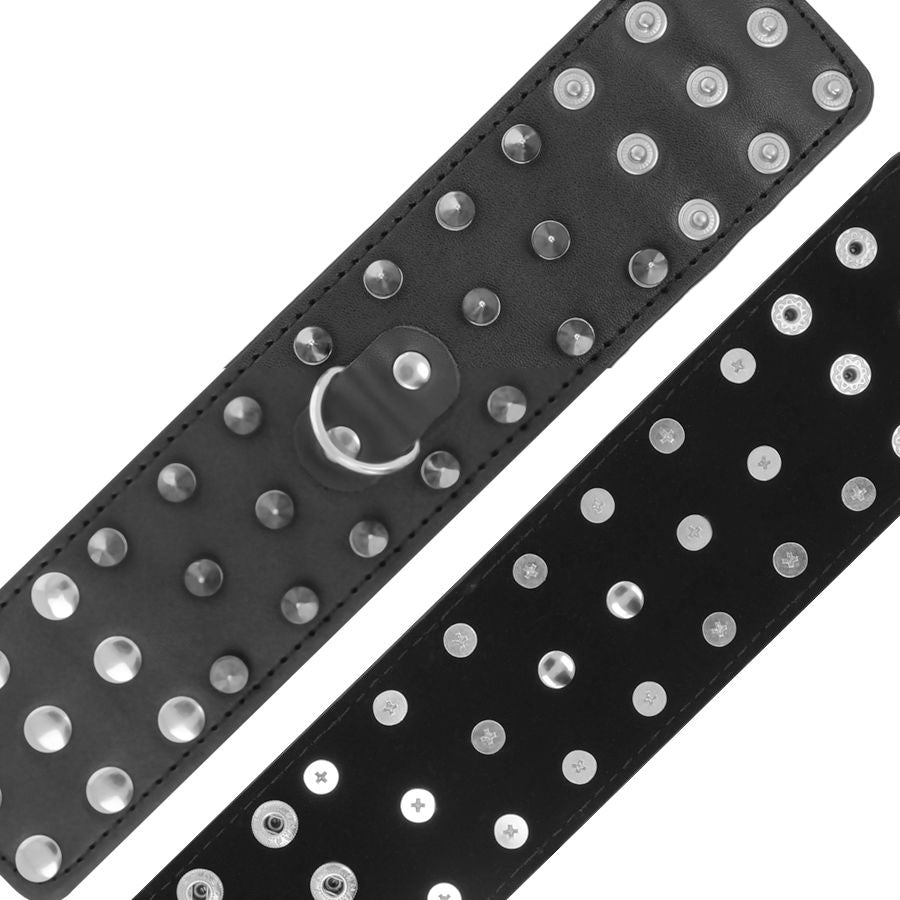 Esposas negras de DARKNESS BONDAGE con calaveras, huesos y pinchos, hechas de material resistente para BDSM y juegos eróticos.