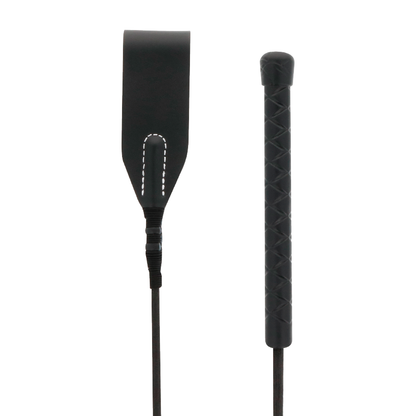 Fusta de cuero negro para fetichismo, de la marca DARKNESS SENSATIONS, con detalle de correas y diseño ajustado.