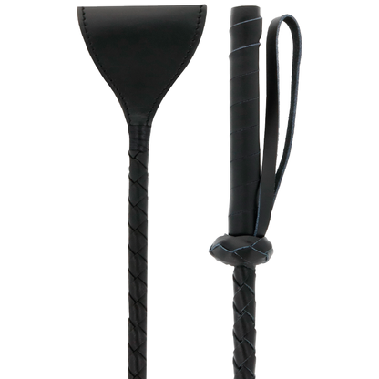 Fusta azotadora negra DARKNESS SENSATIONS, con mango y cordón, diseñada para uso personal, en color negro brillante.