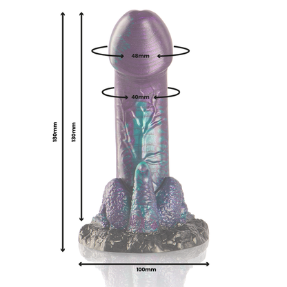 Dildo doble Basilisk de EPIC, con textura escamosa y tamaño pequeño, diseñado para placer dual y estimulación.