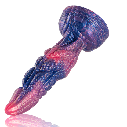 Dildo Dionysus de EPIC, con diseño realista y textura detallada para placer y estimulación.