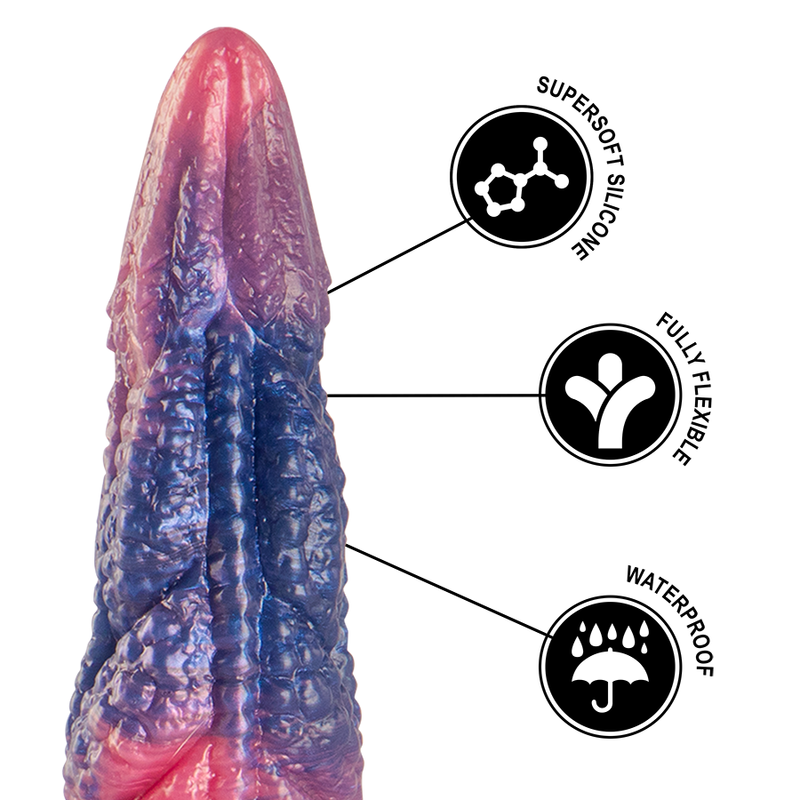 Dildo EPIC Dionysus de la marca EPIC, diseño ergonómico con textura para placer, en color natural, visible en la imagen.