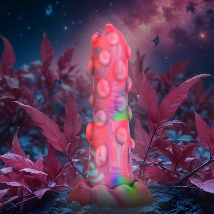 Dildo Nixie de la marca EPIC con diseño cambiante, hecho de material flexible y realista, para uso íntimo.