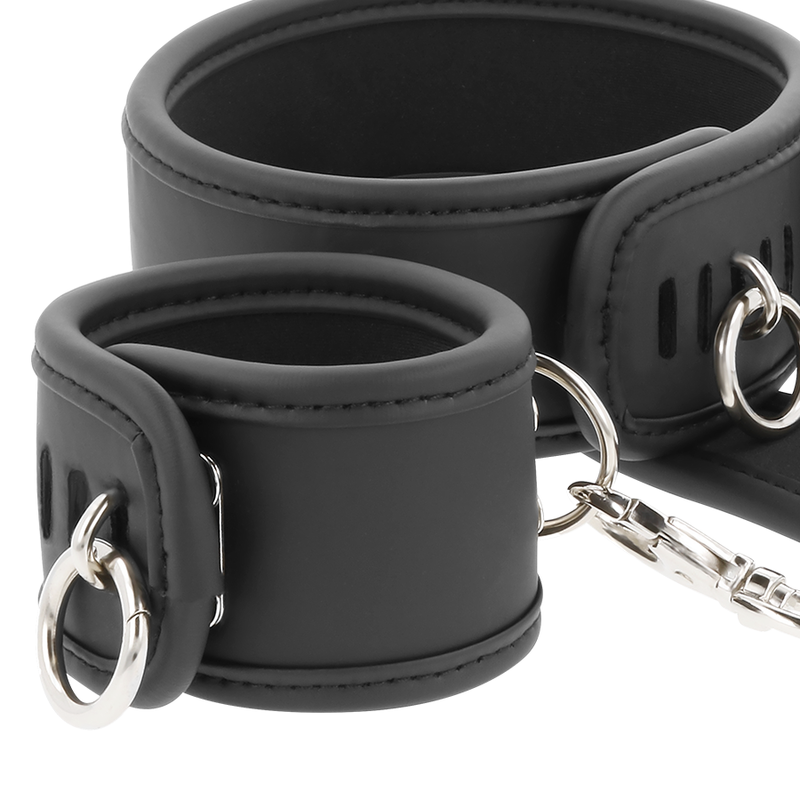 FETISH SUBMISSIVE - COLLAR I ESPOSES CUIR VEGÀ AMB FOLRE DE NEOPRÈ