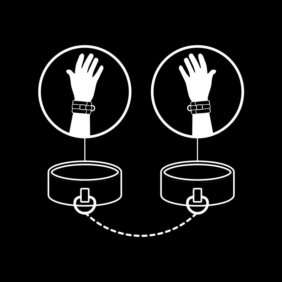 Esposas de cuero vegano con forro de neopreno de la marca FETISH SUBMISSIVE BONDAGE, diseñadas para restricción y juego de roles.