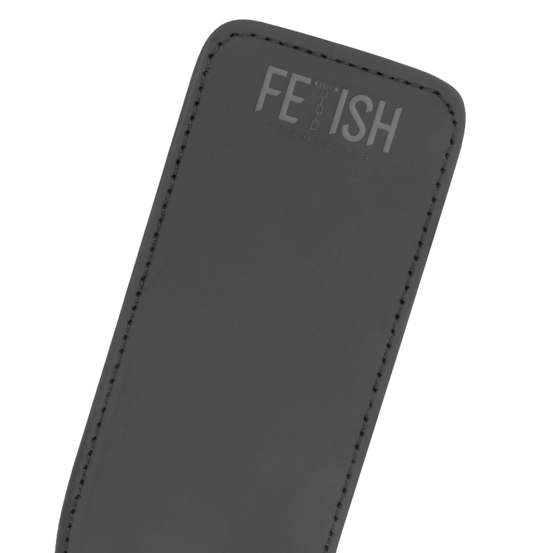 Fusta de cuero vegano FETISH SUBMISSIVE de la marca FETISH SUBMISSIVE BONDAGE, diseñada para BDSM y juegos de dominación.
