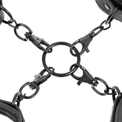 Esposas de manos y tobillos con forro de neopreno, parte del set BDSM FETISH SUBMISSIVE BONDAGE.