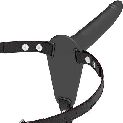 Arnés de silicona negro Fetish Submissive Harness de 15 cm, muestra el diseño ajustable y cómodo para uso sexual.