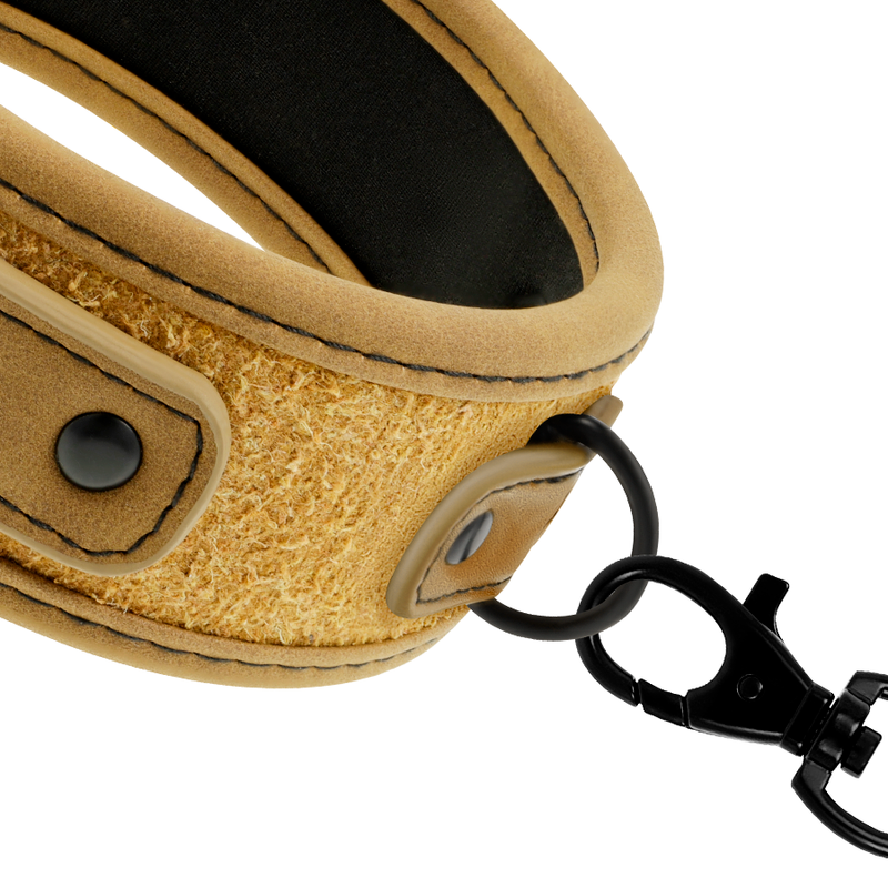 Collar con cadena de FETISH SUBMISSIVE ORIGEN, forro de neopreno, diseño ajustable y resistente para uso BDSM.