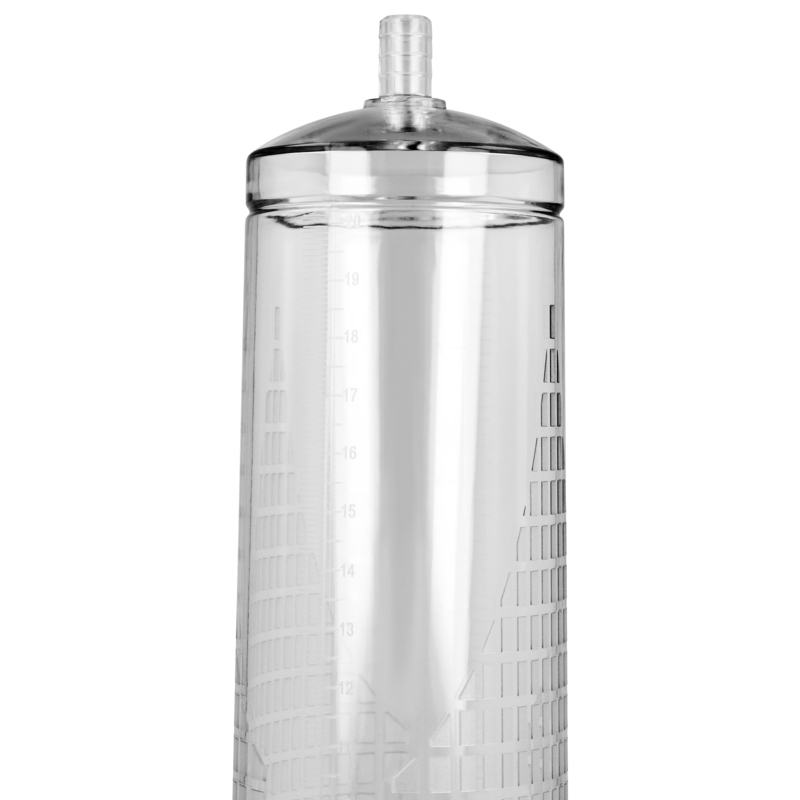 Bomba transparente INTENSE PUMP para productos de cuidado personal, diseño compacto y ergonómico.