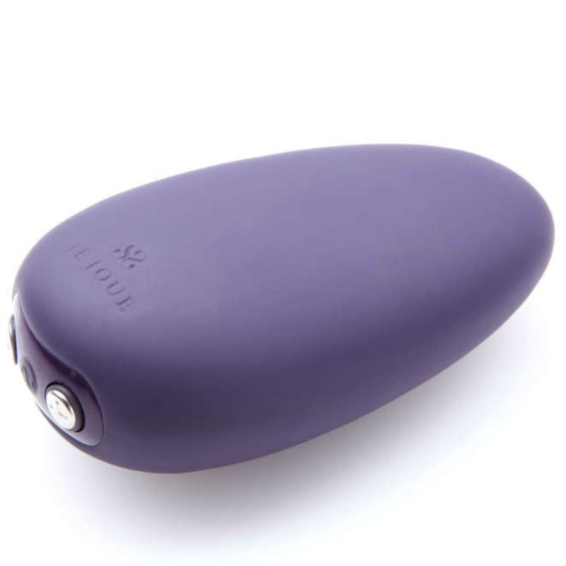 Masajeador Mimi Soft morado de la marca JE JOUE, con diseño ergonómico y suave para relajación y bienestar corporal.