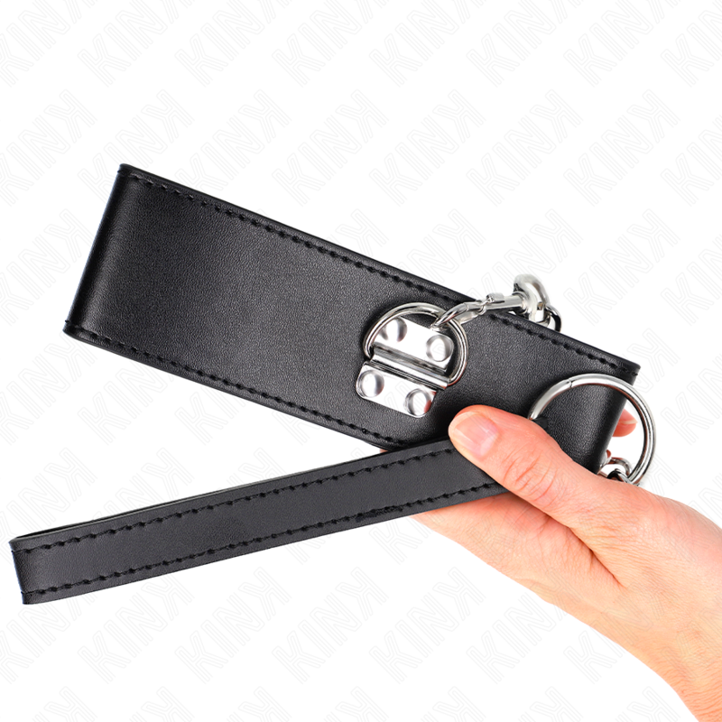 Collar ajustable negro KINK con correa de 65 cm, ancho de 5 cm y tamaño ajustable de 33.5 a 41 cm, para uso de BDSM.