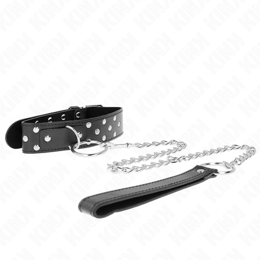 Collar ajustable con correa de 65 cm, remaches y anilla negra de KINK COLLAR & GAG, para juegos de restricción y moda bondage.