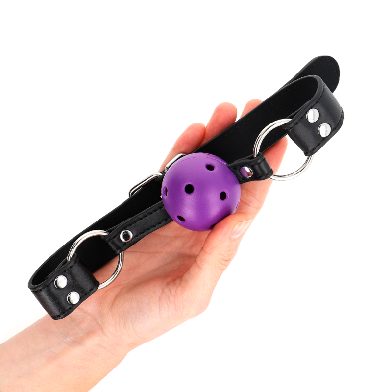 Mordaza de bola transpirable de 4 cm con doble remache morado, ajustable de 42 a 58 cm, de la marca KINK Collar & Gag.