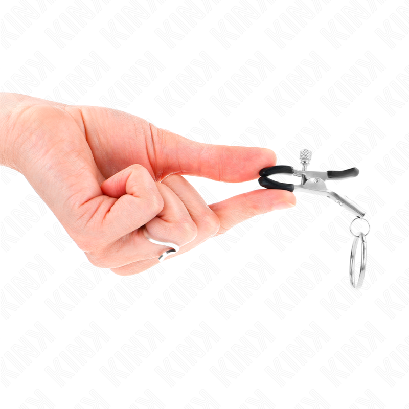 Pinzas para pezones KINK NIPPLE GRIP con aro de 6 cm, hechas de metal, diseñadas para estimulación y juego erótico.