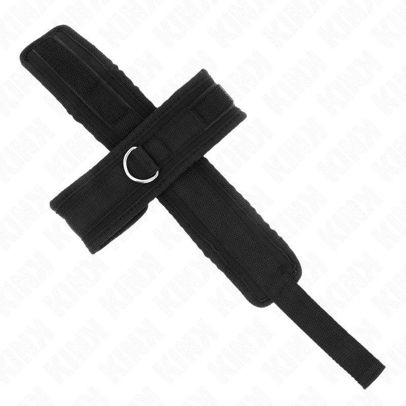Muñequera cruzada negra KINK WRIST RESTRAINT, de 34x5.5 cm, con diseño de cuerda para restricción de muñecas.