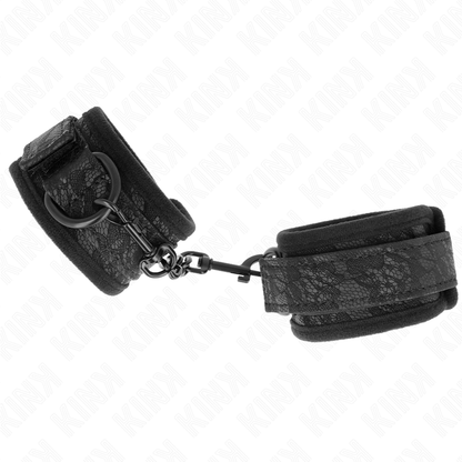 Muñequera ajustable de encaje y neopreno negro de la marca KINK, para muñecas de 20-29 cm y 5 cm de ancho.