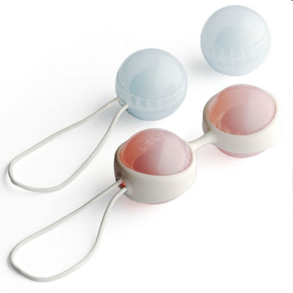 Bolas Kegel LELO Luna Beads Mini, pequeñas bolas de entrenamiento vaginal, con diseño elegante y superficie suave.