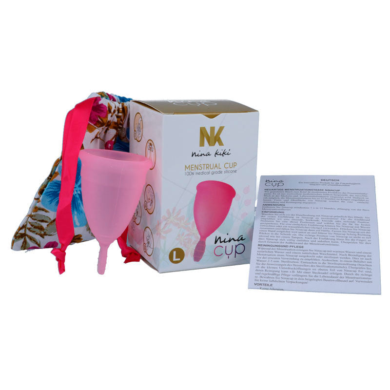 Copa menstrual rosa de NINA KIKÍ en talla L, con diseño flexible y cómodo, para uso femenino durante el ciclo menstrual.