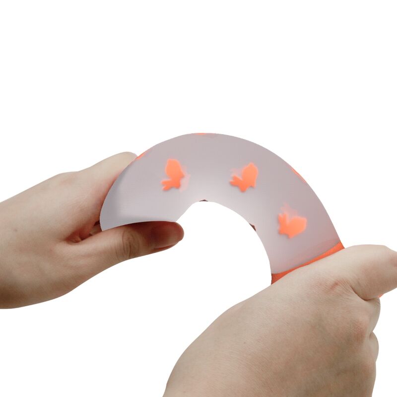 Dildo luminoso naranja de la marca Pretty Love Flirtation, sin vibración, con diseño ergonómico y superficie lisa para placer.