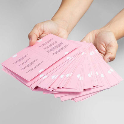 Juego de cartas SECRETPLAY Pull & Play de SECRETPLAY 100% GAMES, con cartas coloridas y diseño divertido.