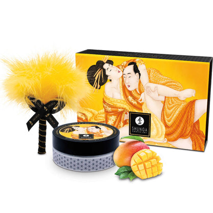 Kit de polvos de masaje comestible sabor mango de la marca SHUNGA BODY POWER, con frascos y polvo dorado para masajes sensuales.