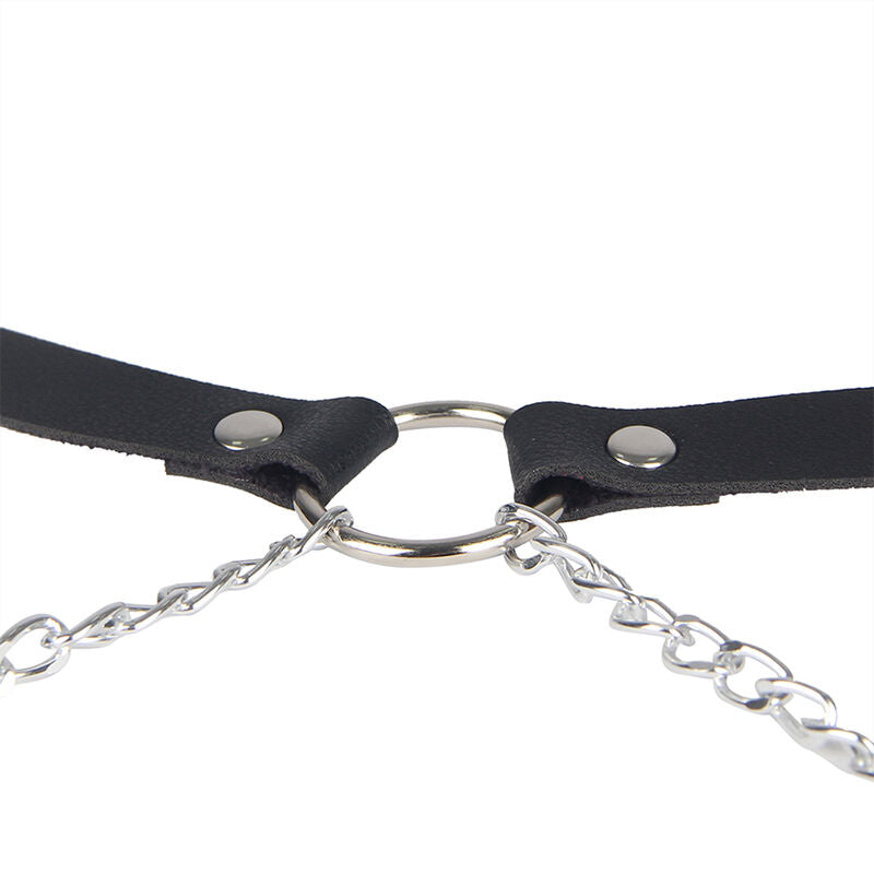Arnés de cuero negro SUBBLIME FETISH en forma de cinturón, talla única, con diseño ajustable y detalles en cuero resistente.